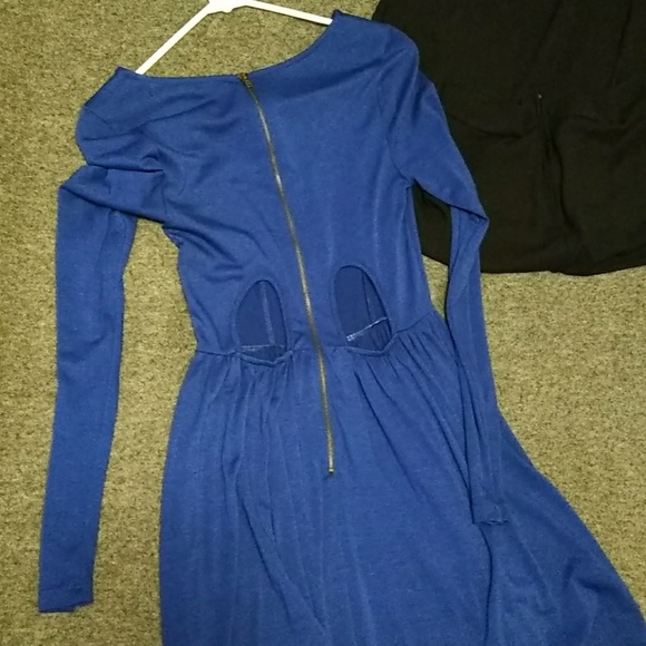 Dress - Picture 4 of 4